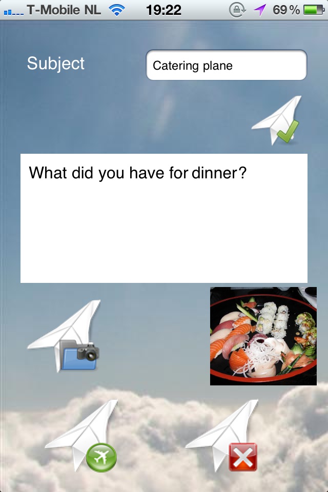 TAPP (Throw A Paper Plane) Plane message iPhone